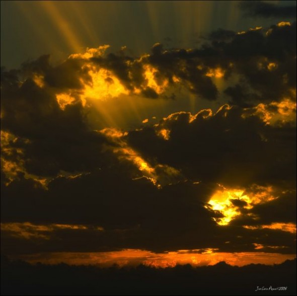 Las Tormentas del Destino, Jos� Carlos �iguez Carbonell