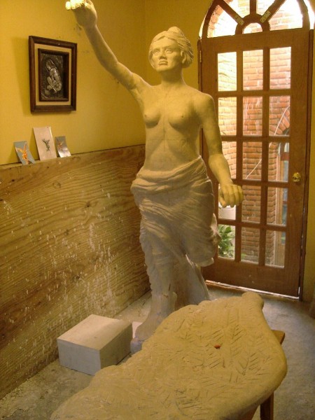 ESCULTURA MAS RECIENTE