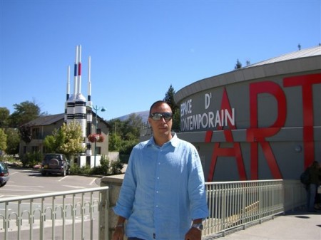 LORENZO QUINN EN BOURG-MADAME, FRANCIA.
