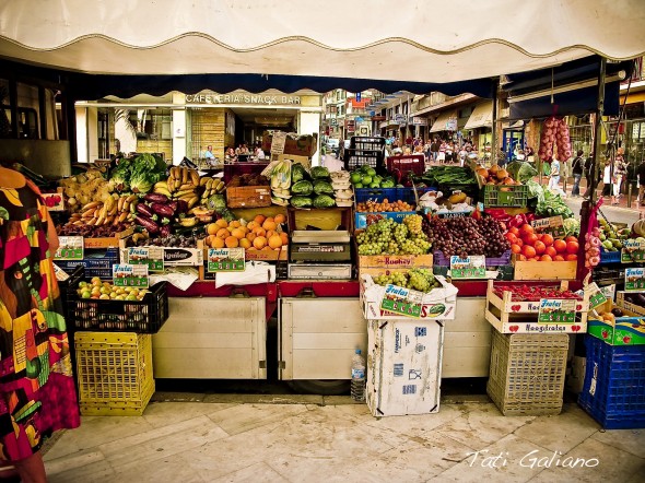 EL PUESTO DE FRUTAS Y VERDURAS