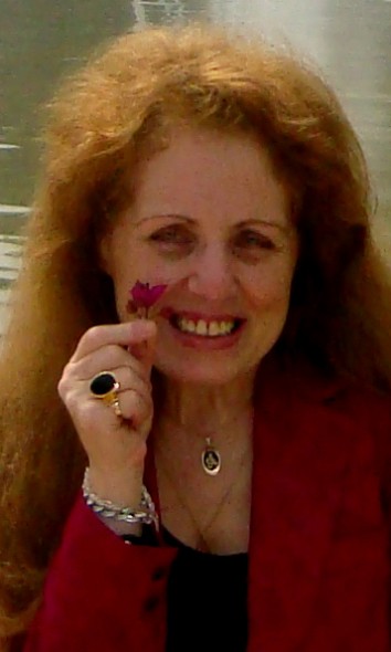 ANA ARIAS SAAVEDRA