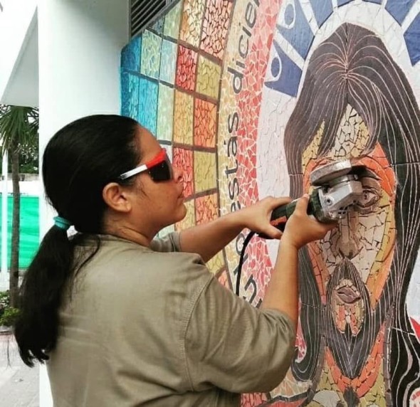 Un viaje por el cosmos artístico de Yarime Lobo Baute. By: Luz Fragmentada