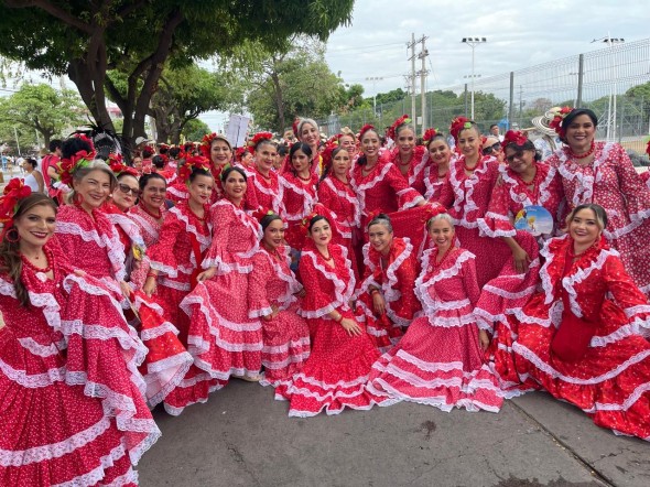 PILONERAS de la Red Colsafa: Las PILONERAS más lindas de toda la Comarca de Macondo. By: Yarime Lobo Baute