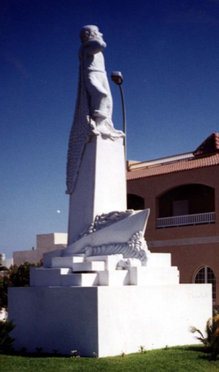 Exposición conmemorativa del aniversario de la capitalidad de Las Palmas. Luis Montull
