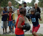 <a href='https://www.artistasdelatierra.com/obra/154276-Ni%C3%B1os-boxeadores-cubanos.html'>Niños boxeadores cubanos » Angel González<br />+ más información</a>